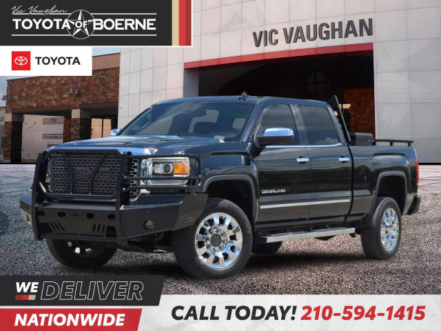2015 GMC Sierra 2500HD Denali 4WD photo