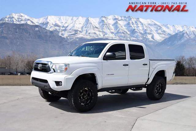 2015 Toyota Tacoma 4WD photo