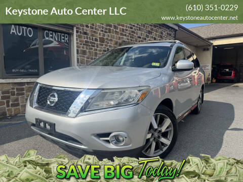 2015 Nissan Pathfinder Platinum 4WD photo