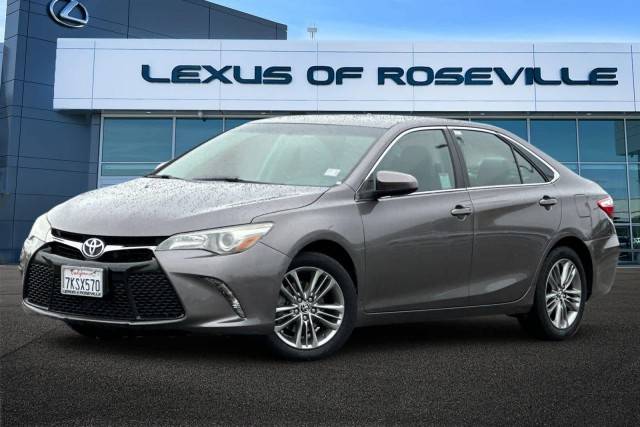 2015 Toyota Camry SE FWD photo