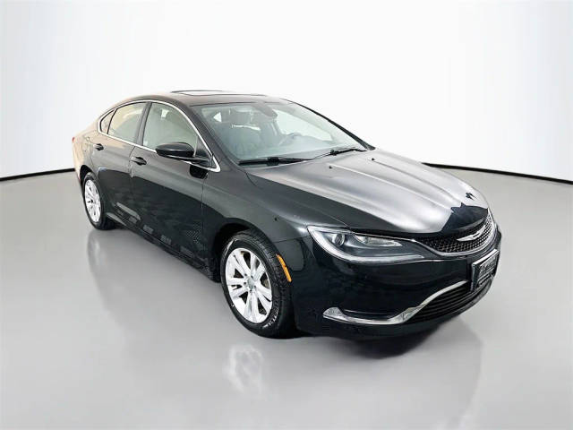 2015 Chrysler 200 Limited FWD photo