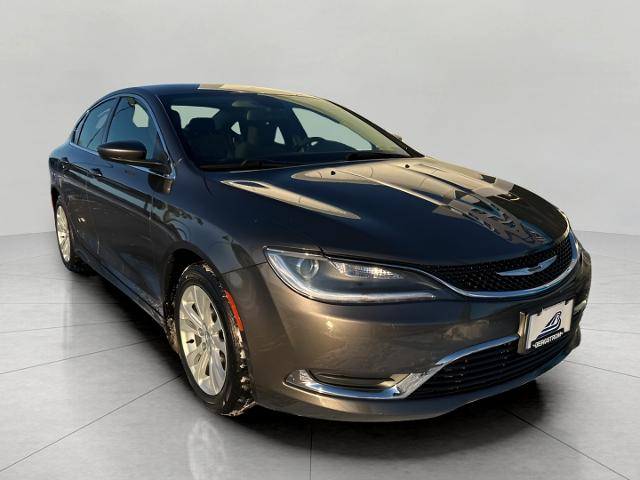 2015 Chrysler 200 Limited FWD photo