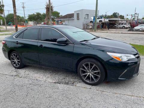 2015 Toyota Camry SE FWD photo