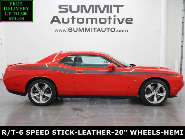 2015 Dodge Challenger R/T RWD photo