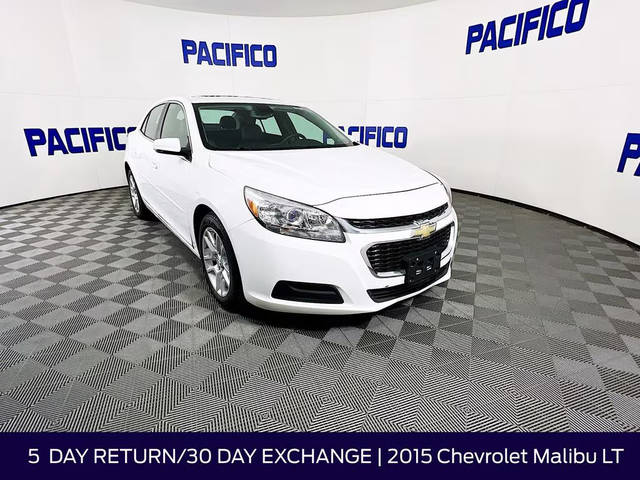 2015 Chevrolet Malibu LT FWD photo