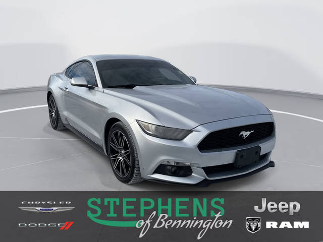 2015 Ford Mustang EcoBoost RWD photo