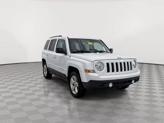 2015 Jeep Patriot Latitude 4WD photo