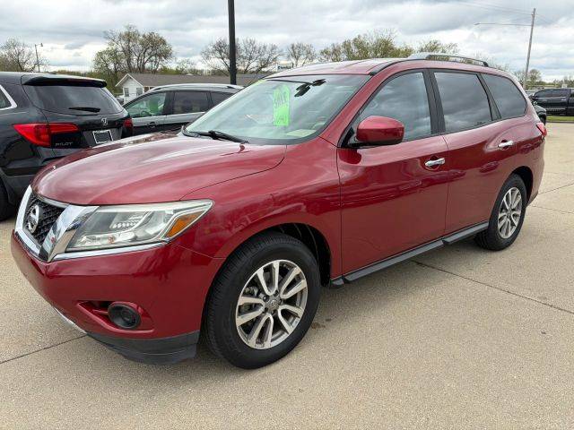 2015 Nissan Pathfinder S FWD photo