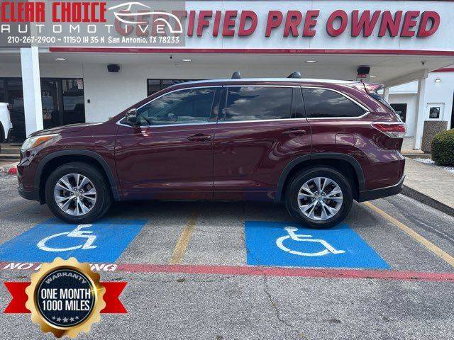 2015 Toyota Highlander XLE FWD photo