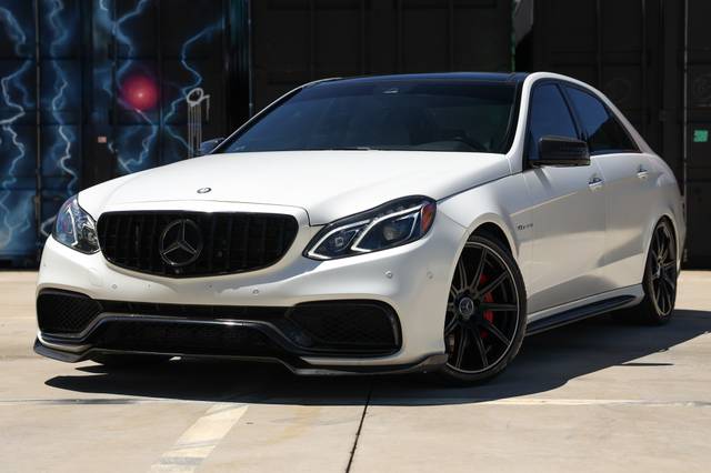 2015 Mercedes-Benz E-Class E 63 AMG S-Model AWD photo