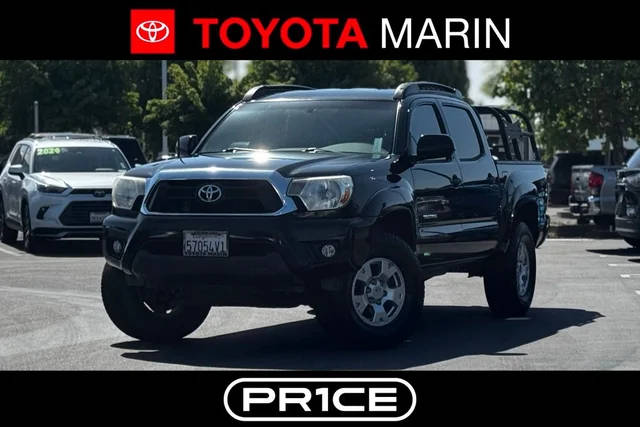 2015 Toyota Tacoma  4WD photo