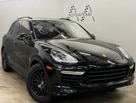 2016 Porsche Cayenne GTS AWD photo