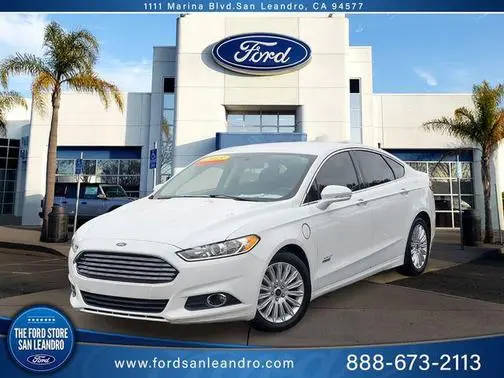 2015 Ford Fusion Energi SE Luxury FWD photo