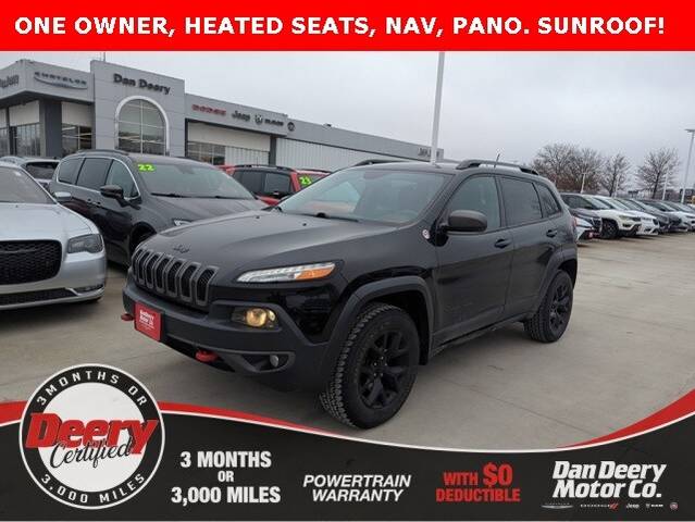 2015 Jeep Cherokee Trailhawk 4WD photo