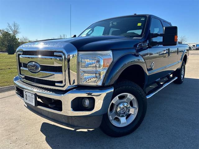 2015 Ford F-250 Super Duty XLT 4WD photo