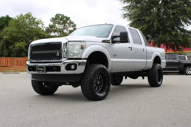 2015 Ford F-250 Super Duty Platinum 4WD photo