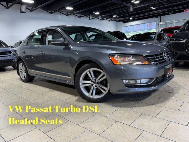 2015 Volkswagen Passat 2.0L TDI SE w/Sunroof & Nav FWD photo