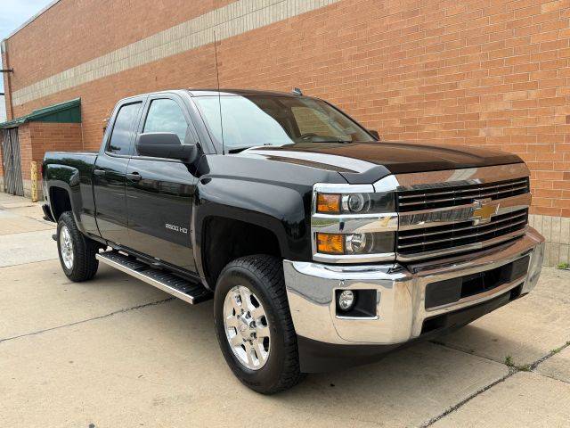 2015 Chevrolet Silverado 2500HD LT 4WD photo