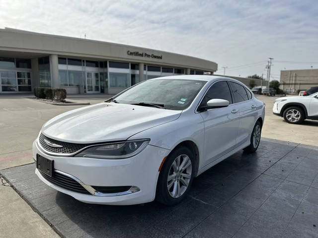 2015 Chrysler 200 Limited FWD photo