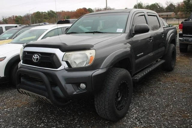 2015 Toyota Tacoma  4WD photo