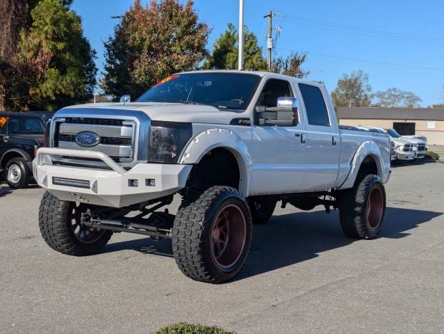 2015 Ford F-250 Super Duty Platinum 4WD photo