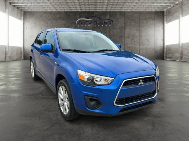 2015 Mitsubishi Outlander Sport ES 4WD photo