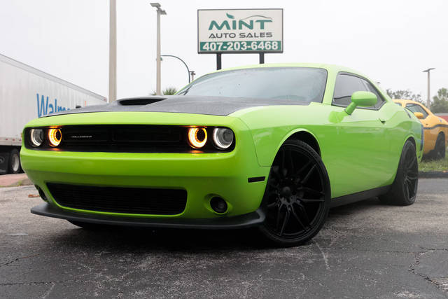 2015 Dodge Challenger R/T Scat Pack RWD photo