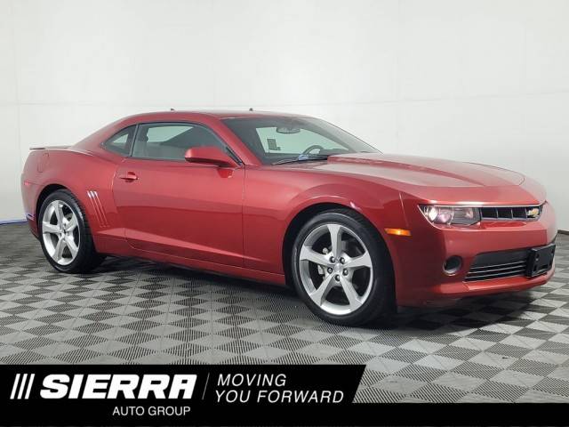 2015 Chevrolet Camaro LT RWD photo