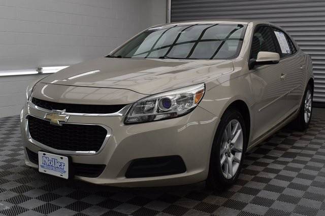 2015 Chevrolet Malibu LT FWD photo