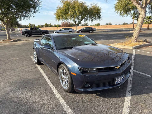 2015 Chevrolet Camaro LT RWD photo