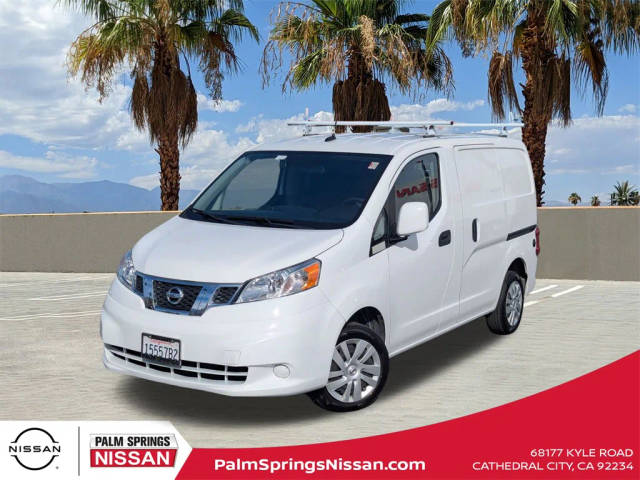 2015 Nissan NV200 SV FWD photo
