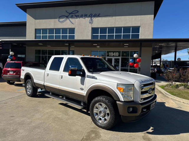 2015 Ford F-250 Super Duty Platinum 4WD photo