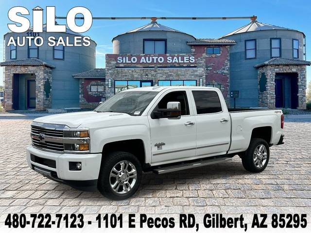 2015 Chevrolet Silverado 2500HD High Country 4WD photo