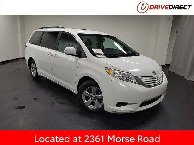 2015 Toyota Sienna LE AAS FWD photo