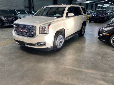 2015 GMC Yukon SLT RWD photo