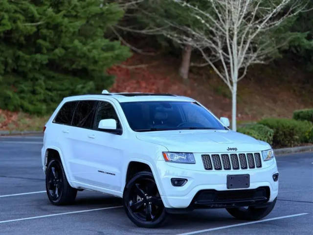 2015 Jeep Grand Cherokee Altitude 4WD photo