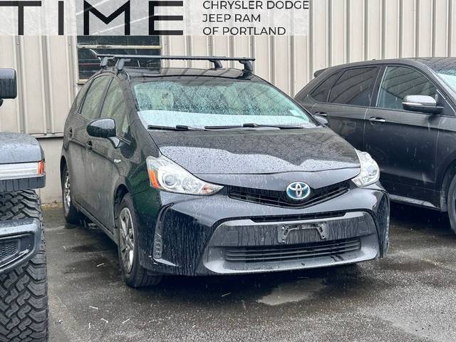 2015 Toyota Prius v Two FWD photo