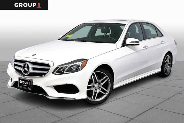 2016 Mercedes-Benz E-Class E 400 AWD photo