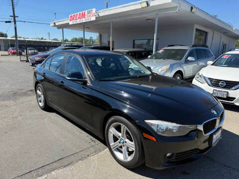 2015 BMW 3 Series 320i RWD photo