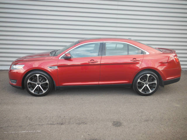 2015 Ford Taurus SEL AWD photo