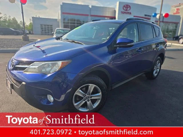 2015 Toyota RAV4 XLE AWD photo