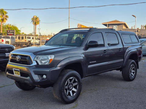 2015 Toyota Tacoma 4WD photo