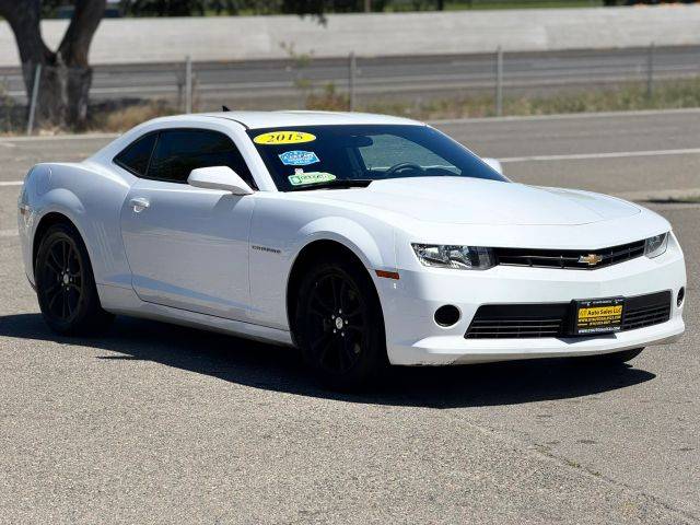 2015 Chevrolet Camaro LS RWD photo
