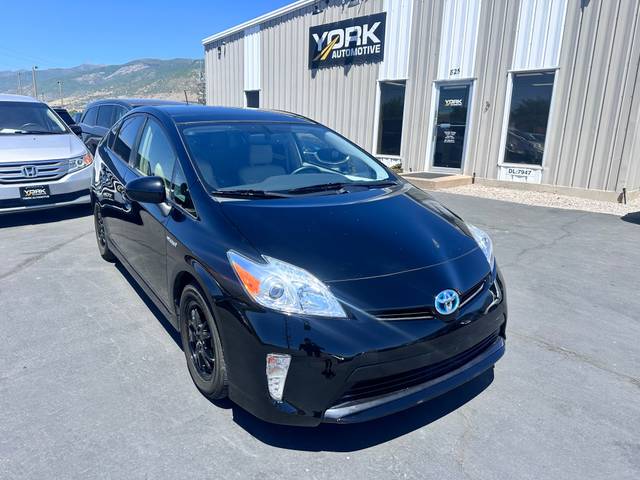 2015 Toyota Prius Four FWD photo