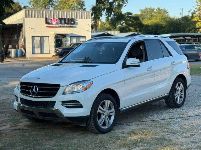2015 Mercedes-Benz M-Class ML 350 RWD photo