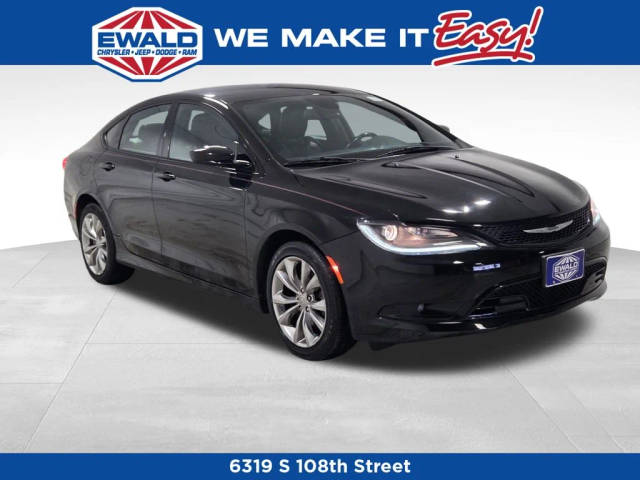 2015 Chrysler 200 S FWD photo