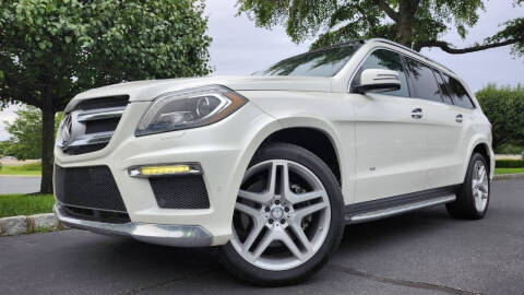 2015 Mercedes-Benz GL-Class GL 550 AWD photo