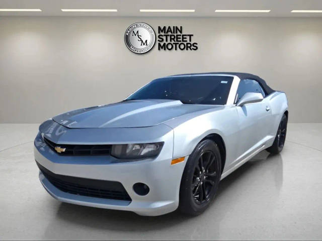 2015 Chevrolet Camaro LT RWD photo