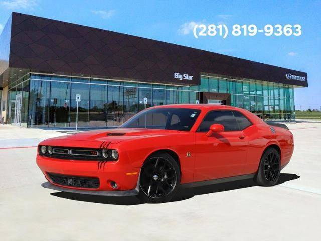 2015 Dodge Challenger R/T Scat Pack RWD photo