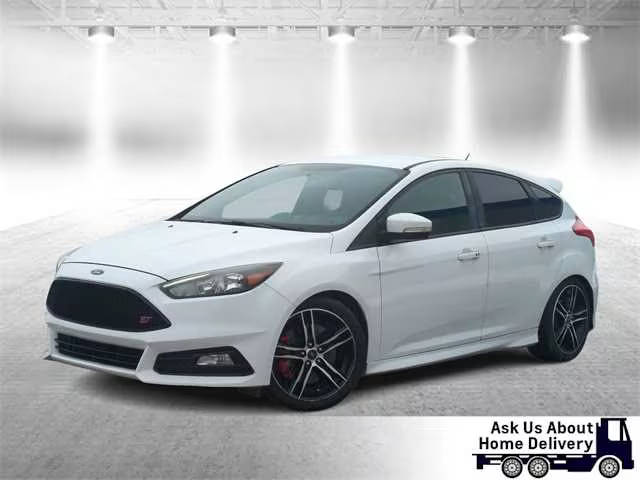 2015 Ford Focus ST FWD photo